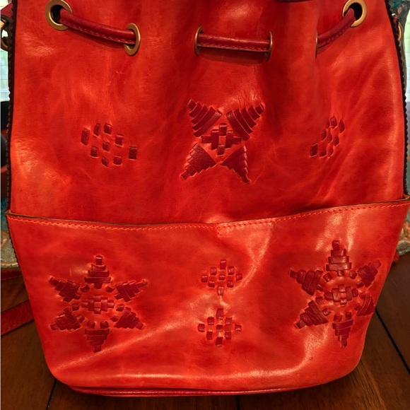 Patricia Nash Red Leather Cinch Bag with Embossed Design - Picture 3 of 12